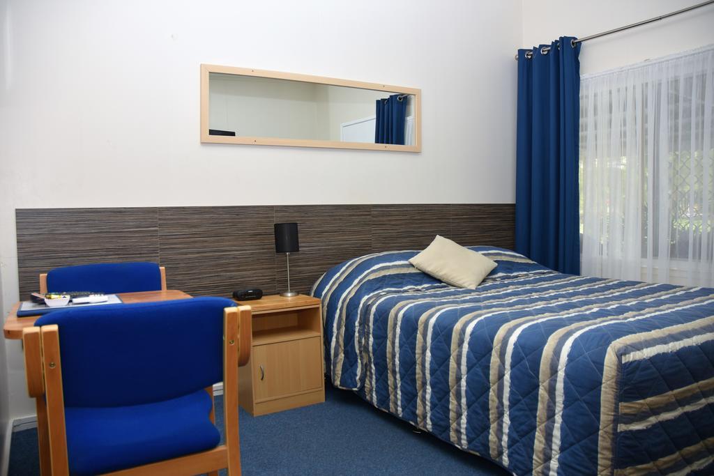 Chinchilla Motel חדר תמונה