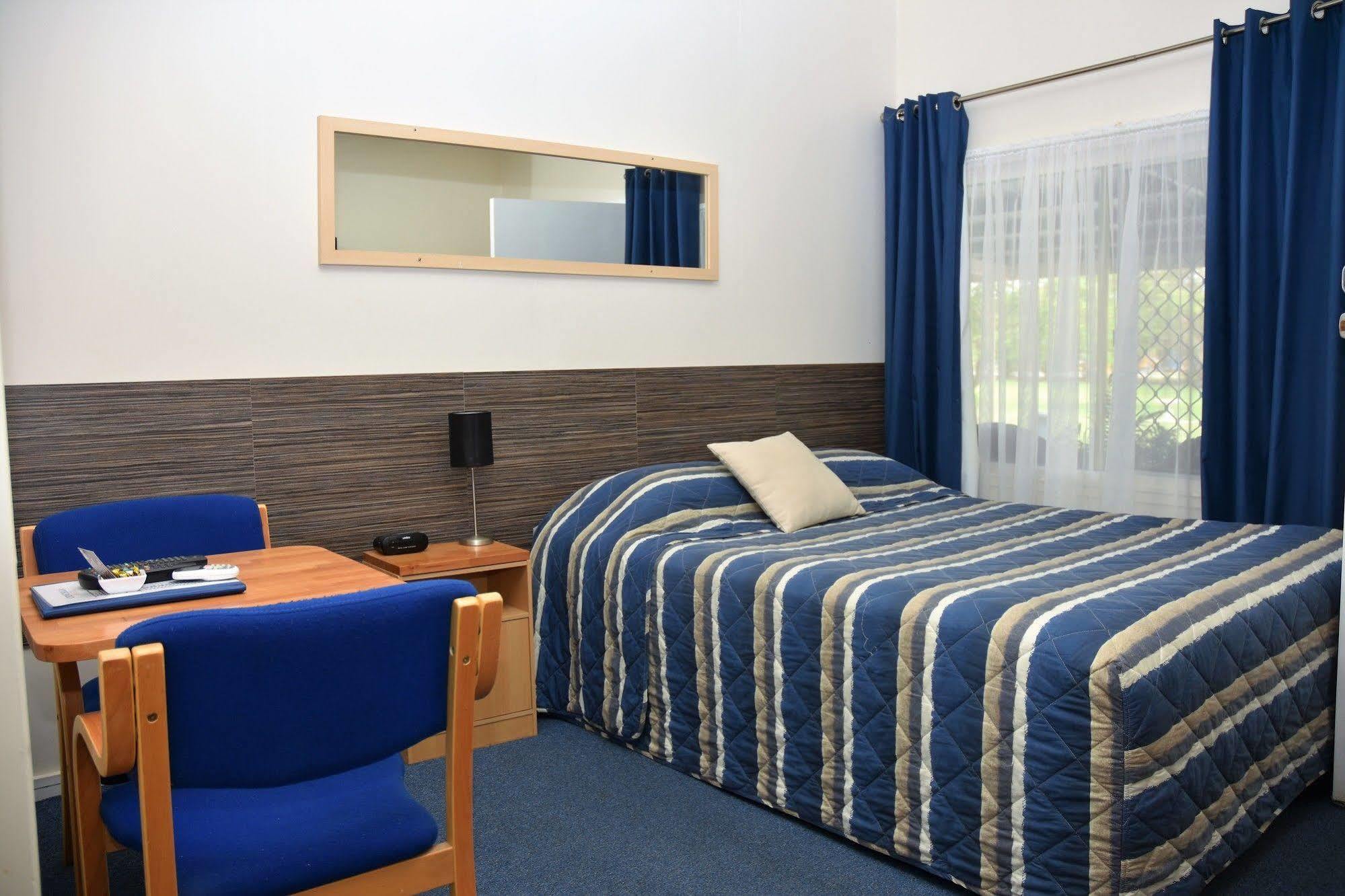 Chinchilla Motel מראה חיצוני תמונה
