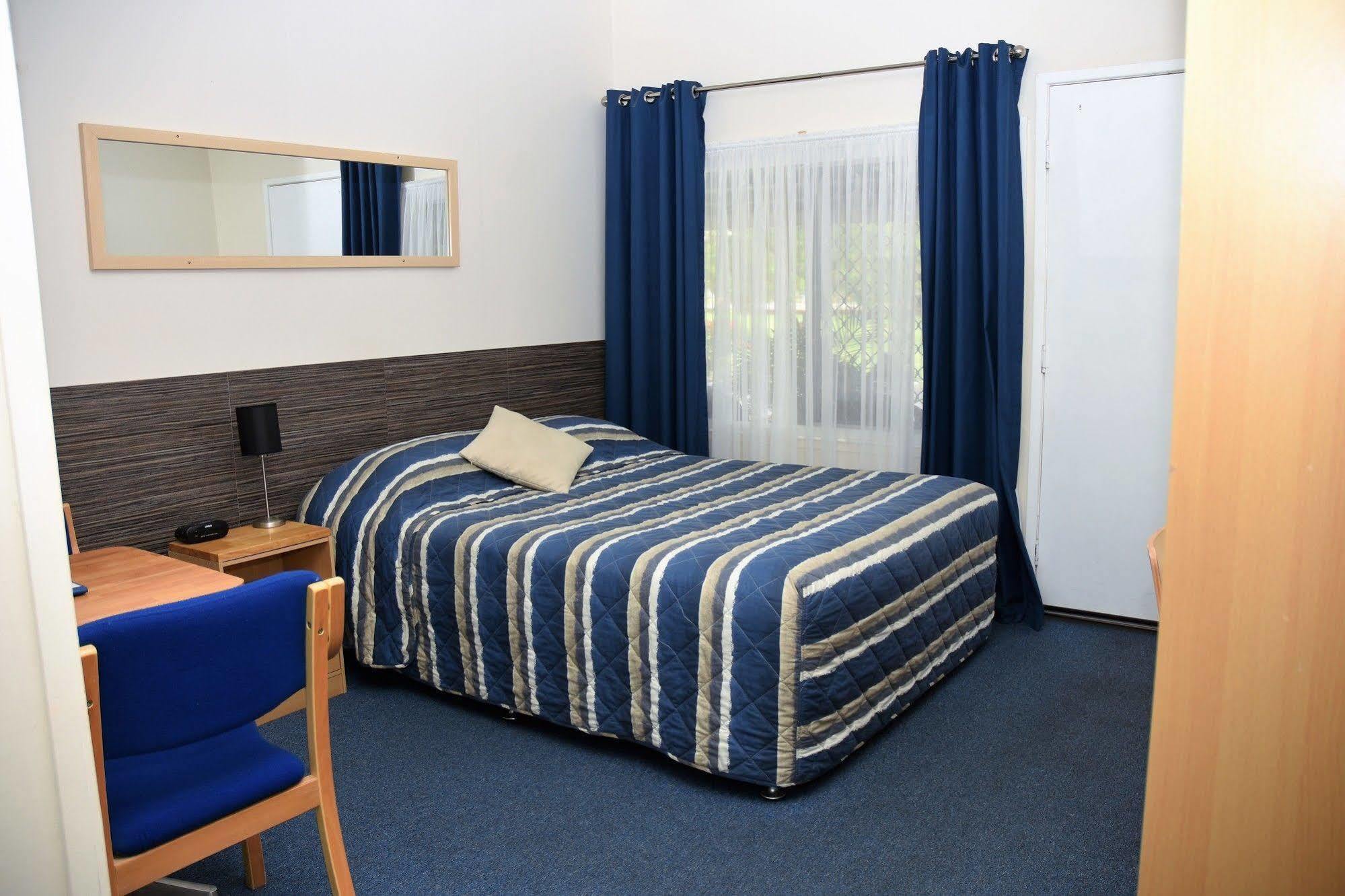 Chinchilla Motel מראה חיצוני תמונה
